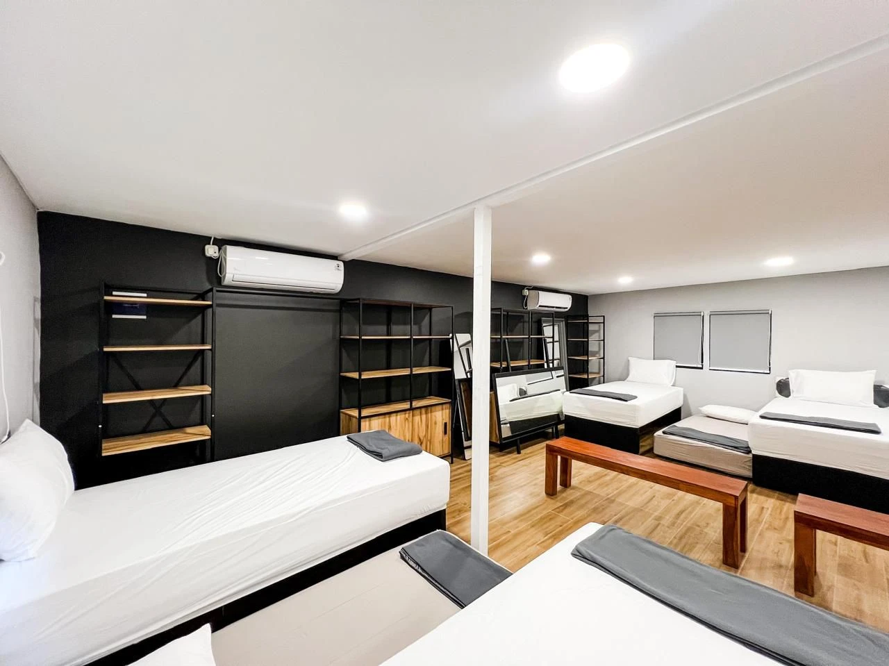 Boat Room 4